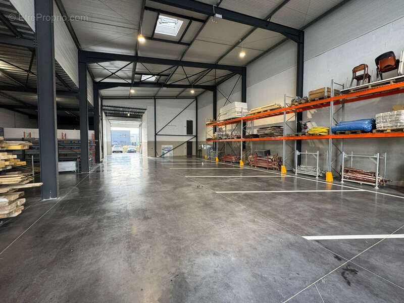 Commerce à BRETTEVILLE-SUR-ODON