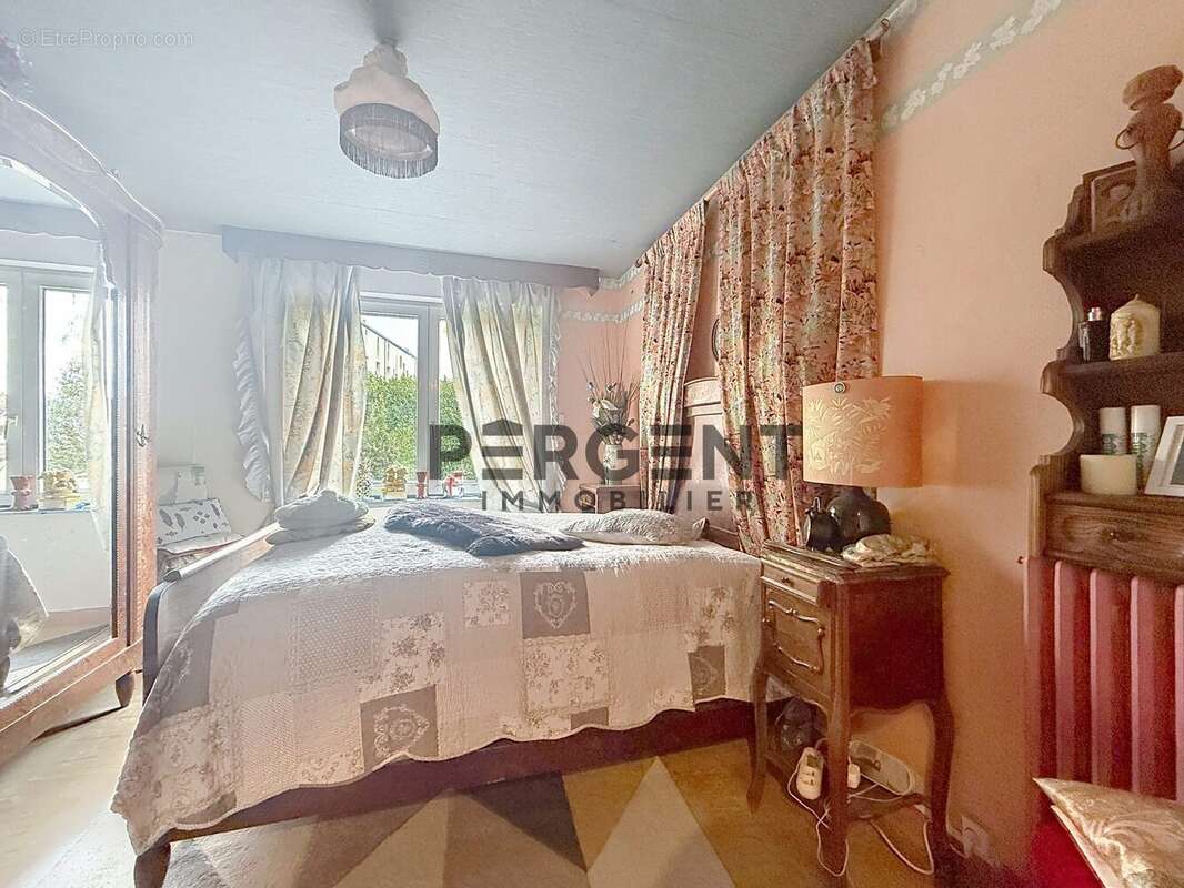 Maison à CHARLEVILLE-MEZIERES