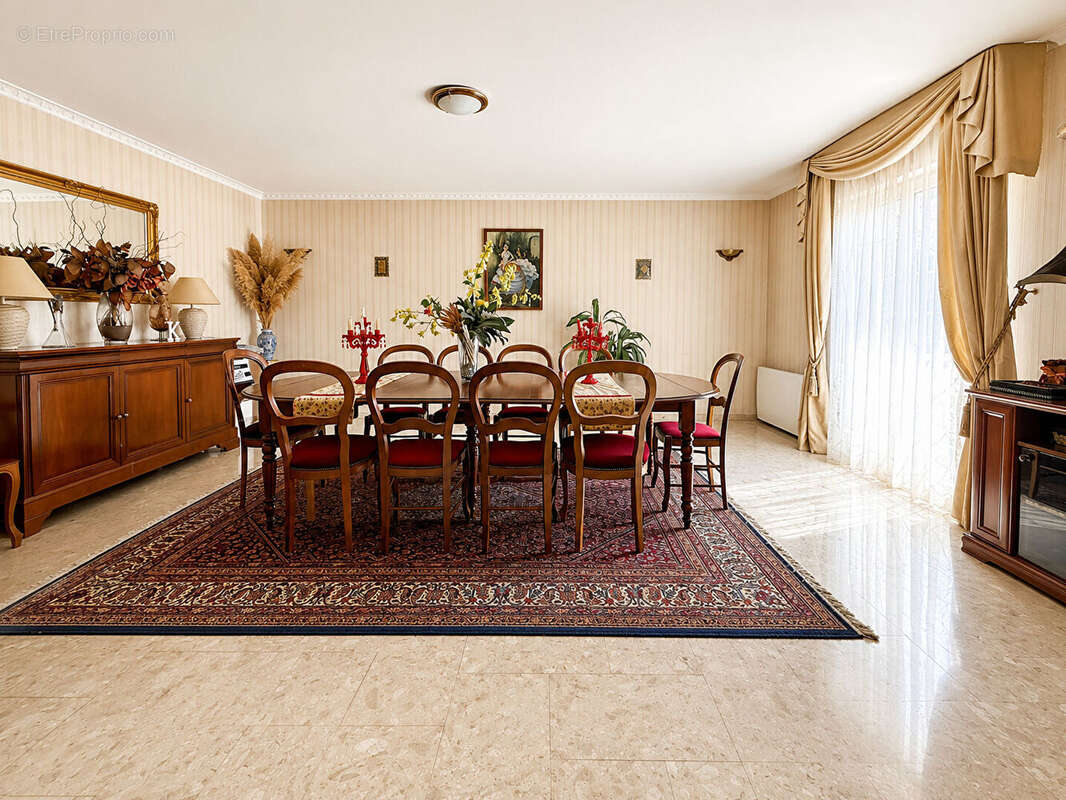 Maison à PESSAC