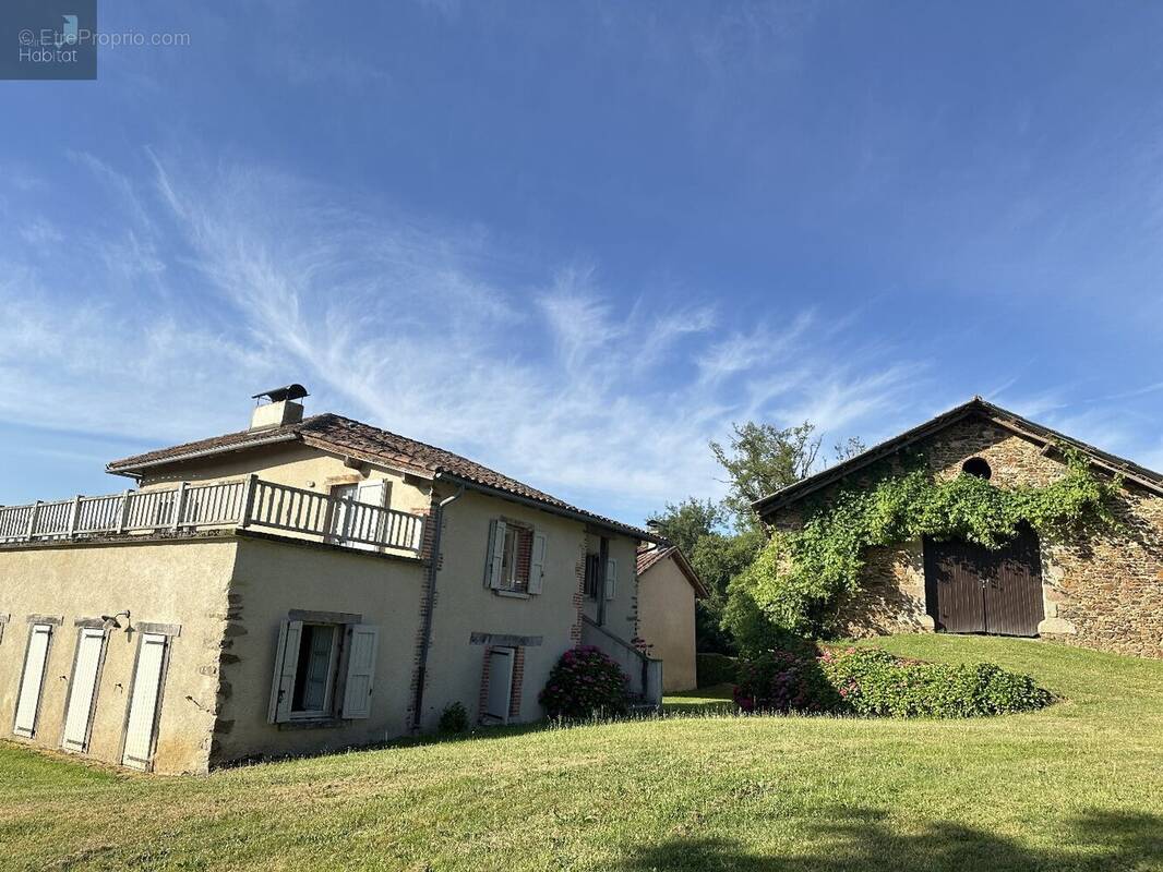 Maison à MAURS