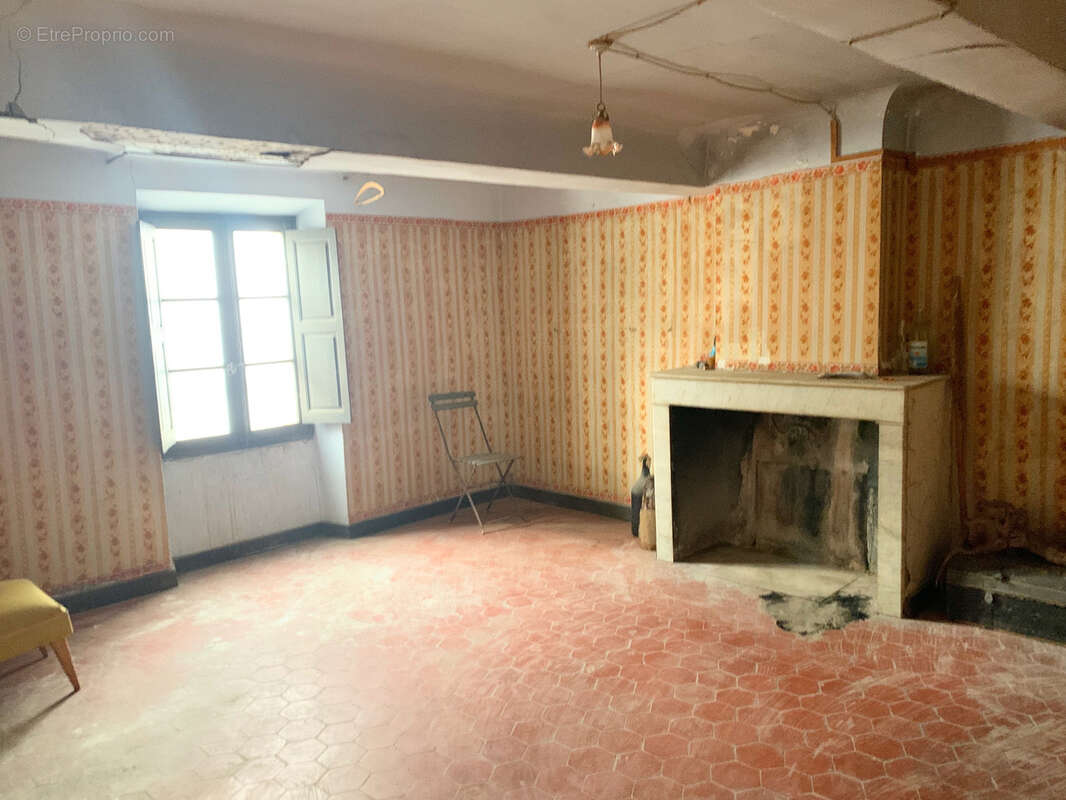 Maison à PONTEVES