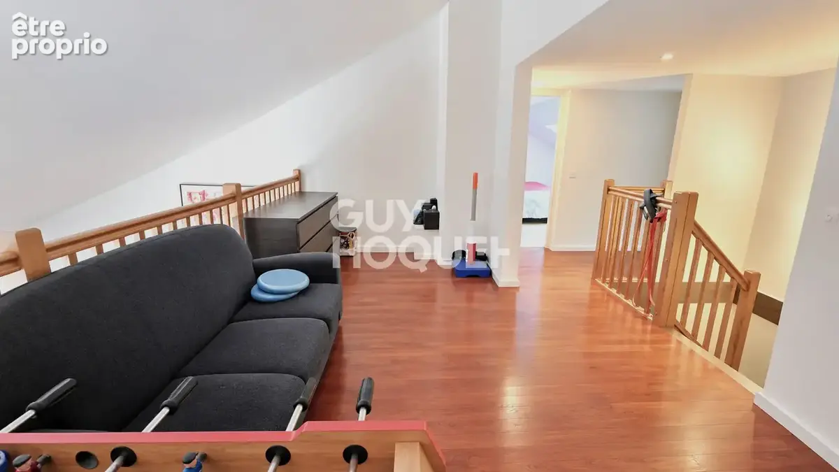 A vendre au coeur point du jour, Duplex de 146.37 m2 carrez/172.40 m² utile - photo 8