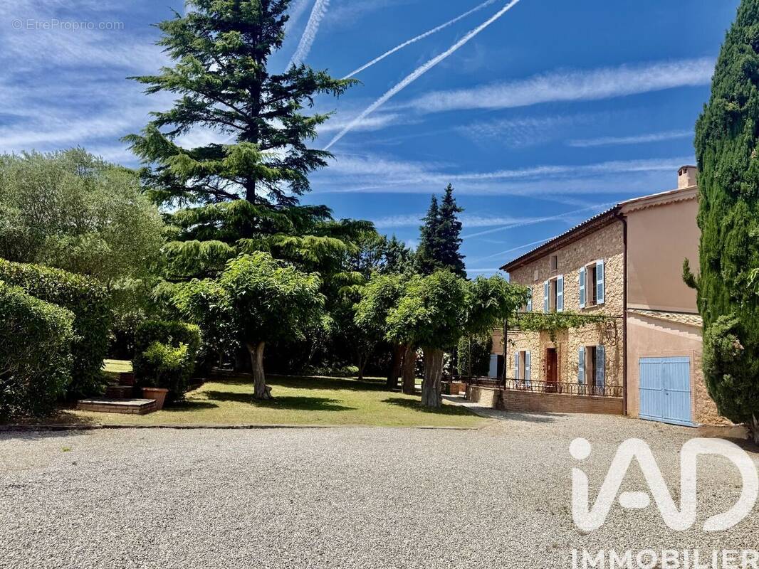 Photo 1 - Maison à LE CANNET-DES-MAURES