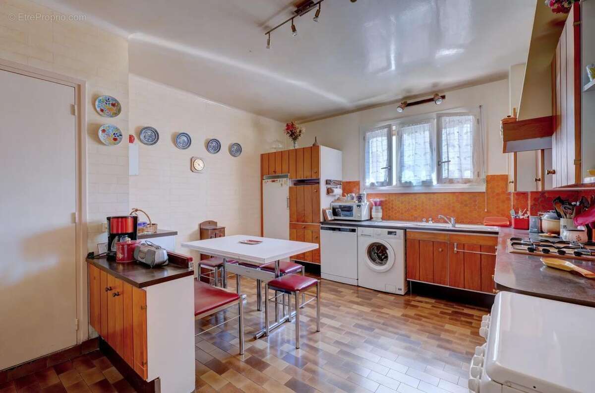 Appartement à LYON-6E