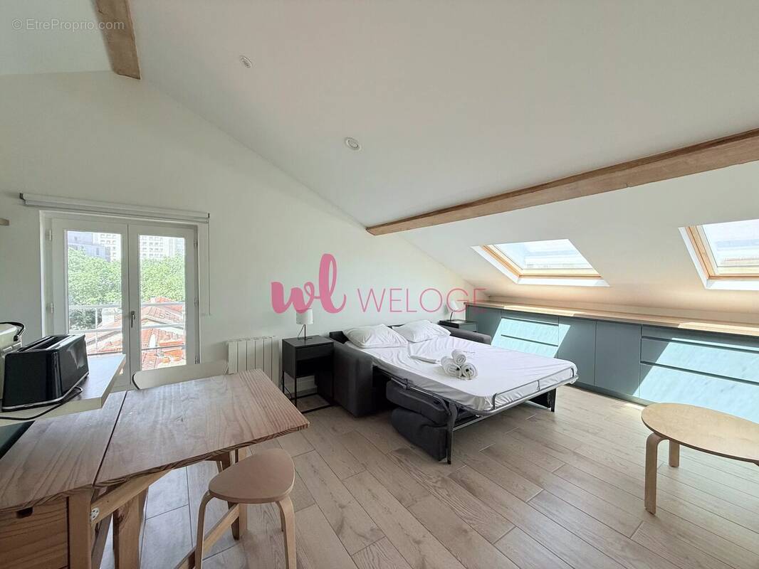 Appartement à LYON-8E