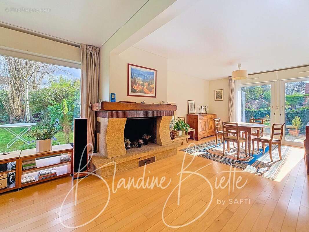 Photo 4 - Maison à LE VESINET