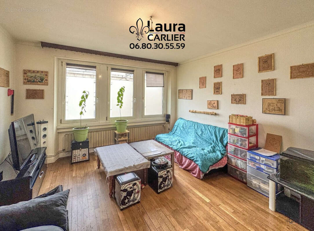 Appartement à AUBOUE