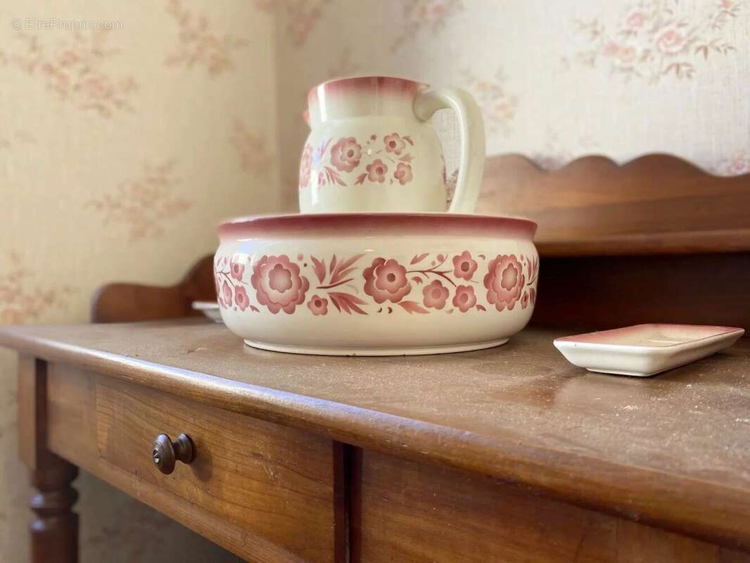 Grande maison avec extérieur au coeur d'un joli village - photo 9
