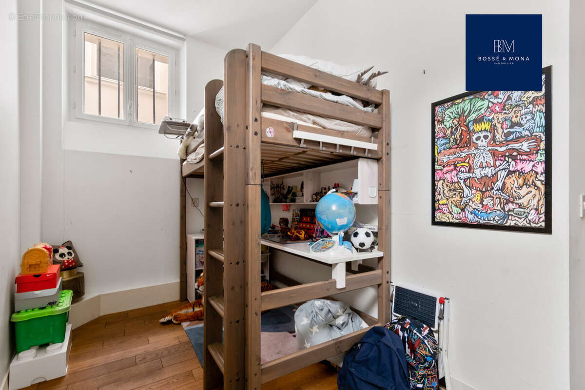 Appartement à PARIS-9E