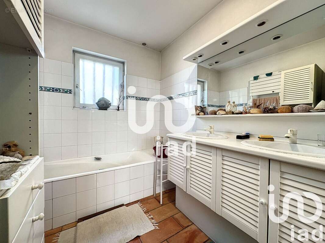 Photo 7 - Maison à CARNOUX-EN-PROVENCE