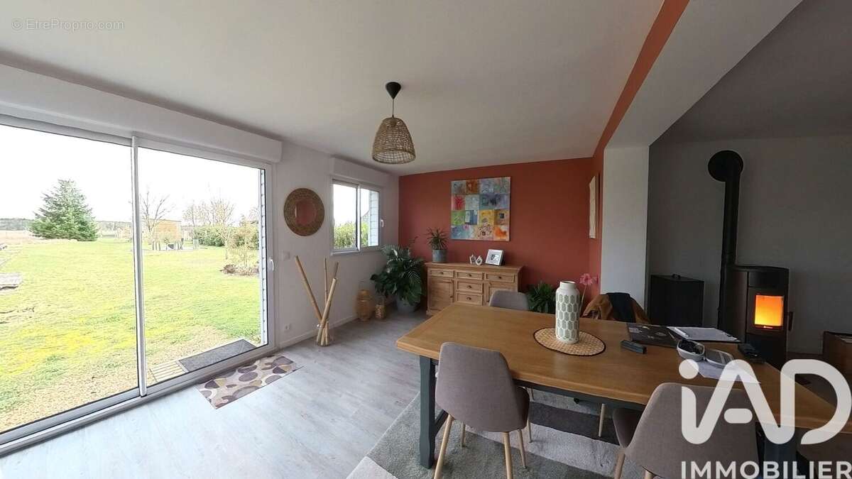Photo 4 - Maison à CHANNAY-SUR-LATHAN