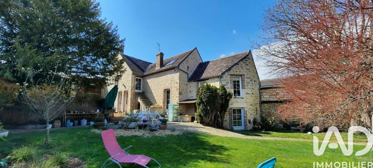 Photo 1 - Maison à CHAMPIGNY