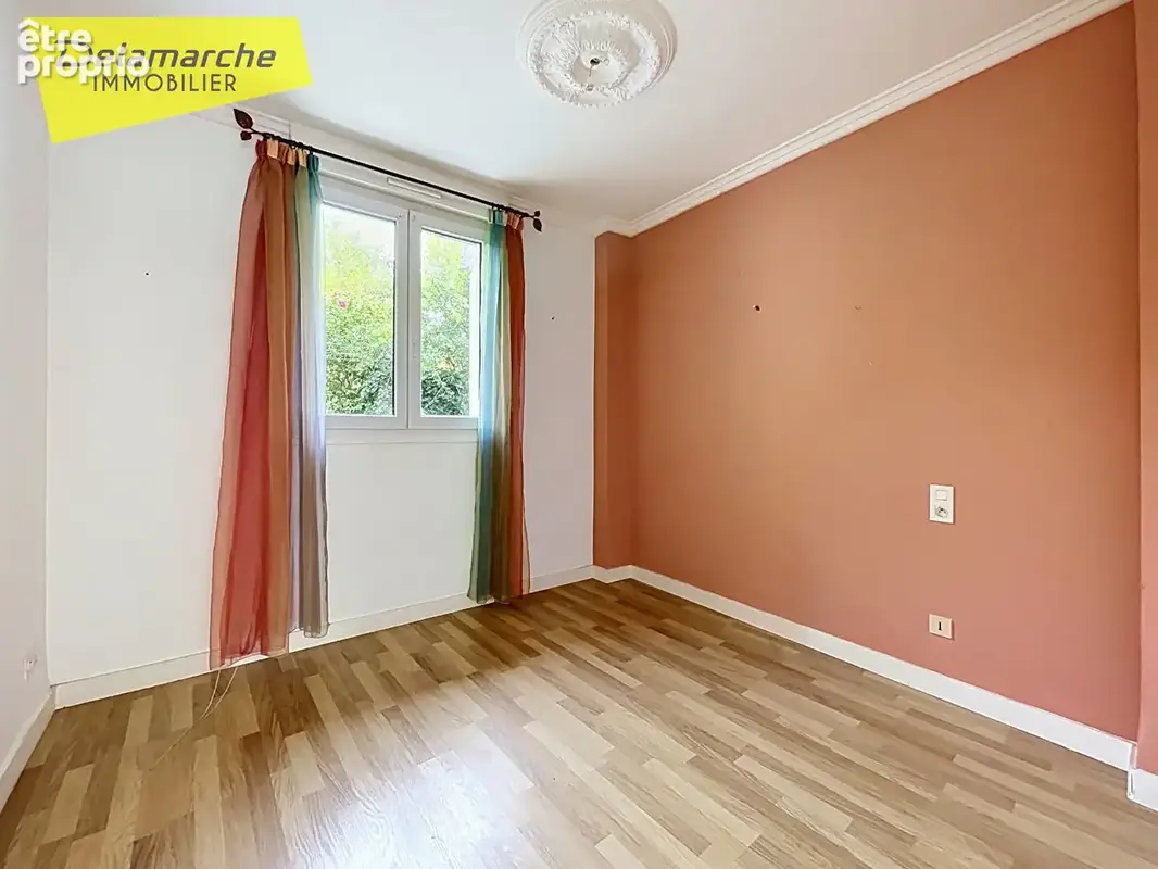 Appartement T2 avec terrasse à Saint-Hilaire-du-Harcouët (50600) - photo 5