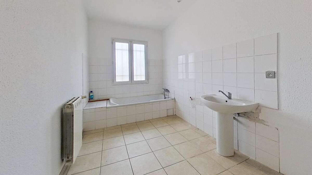 Maison 128 m² à Pia  - photo 10