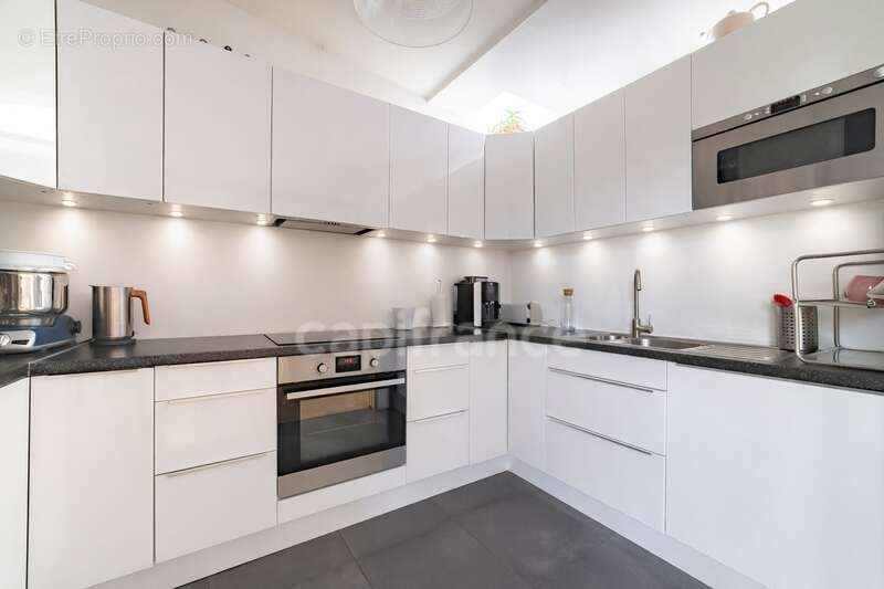 MAISONS LAFFITTE - Maison rénovée 6 pièces 124 m² - photo 4