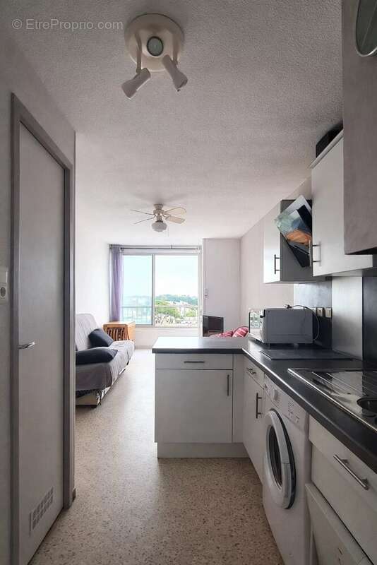 Appartement à MAUGUIO