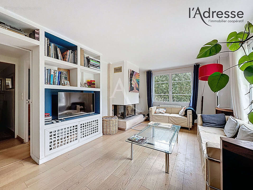 Maison à NANTERRE