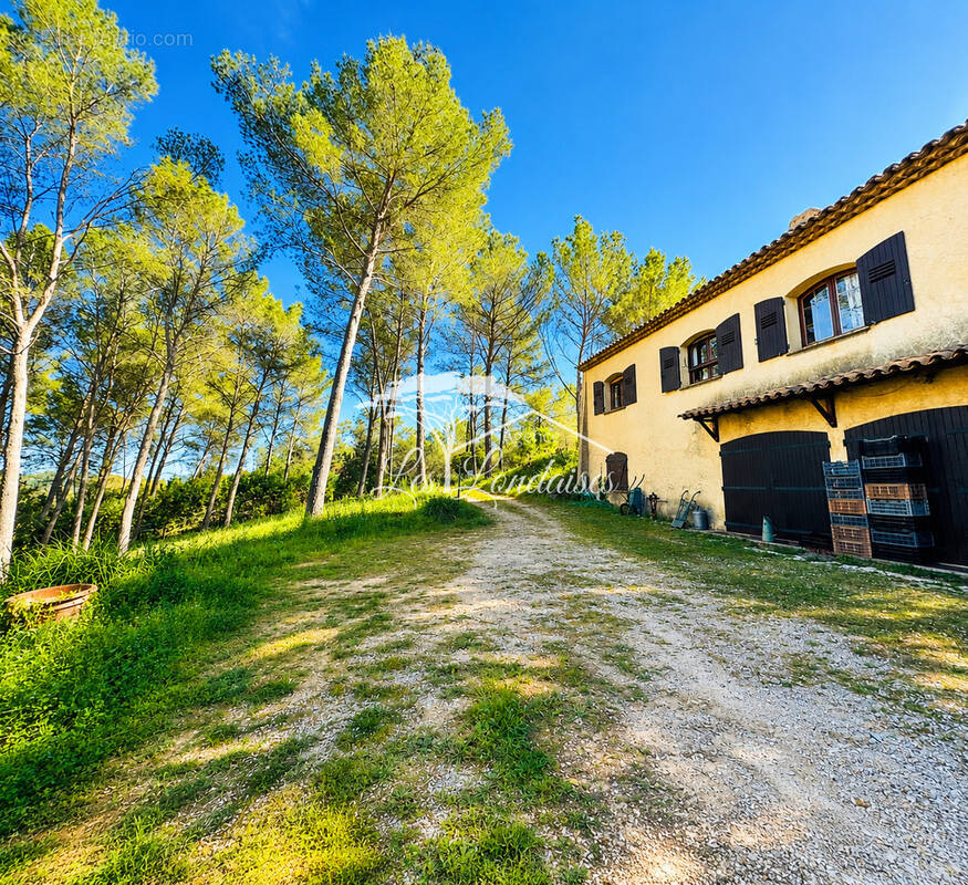 Maison à LA LONDE-LES-MAURES