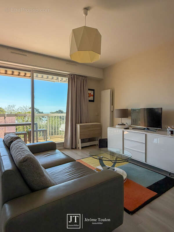 Appartement à VAUX-SUR-MER