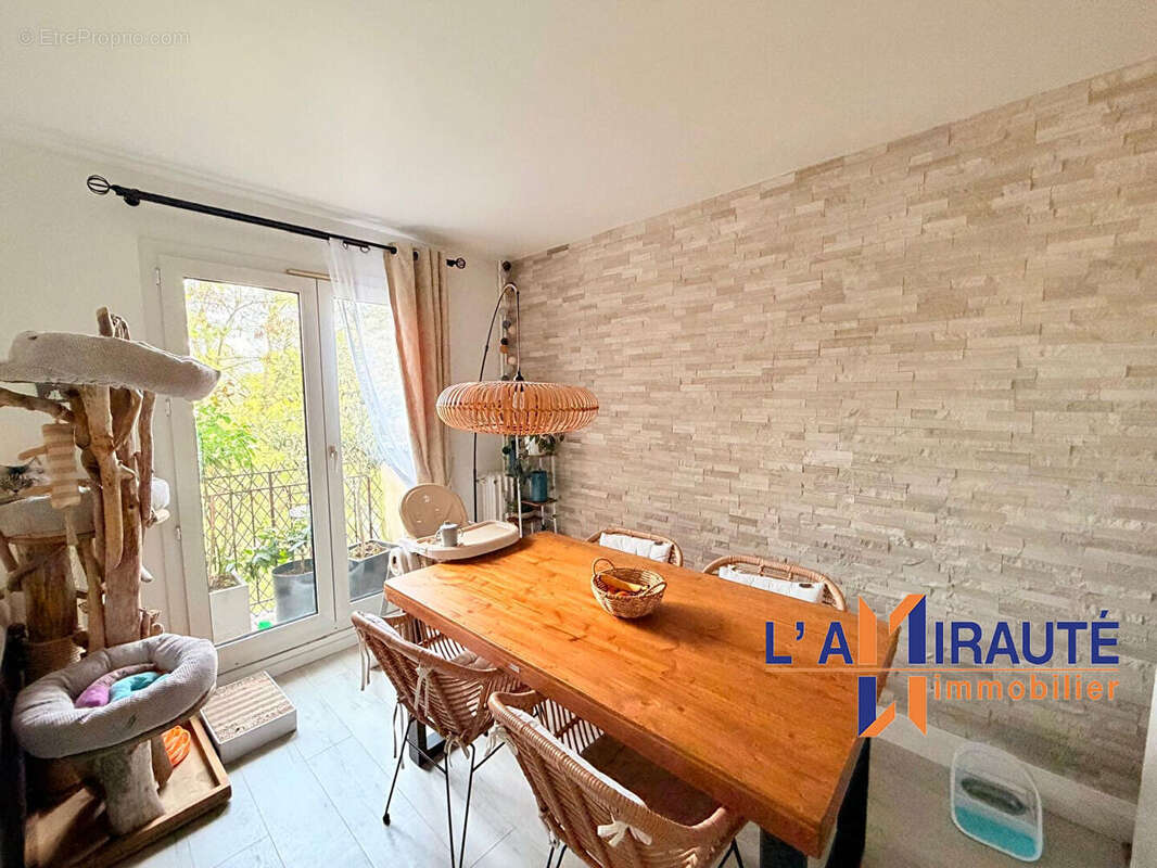 Appartement à MAISONS-LAFFITTE