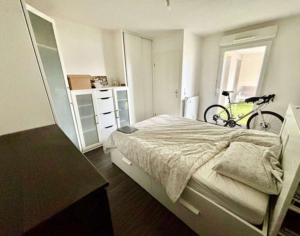 Appartement à SARTROUVILLE