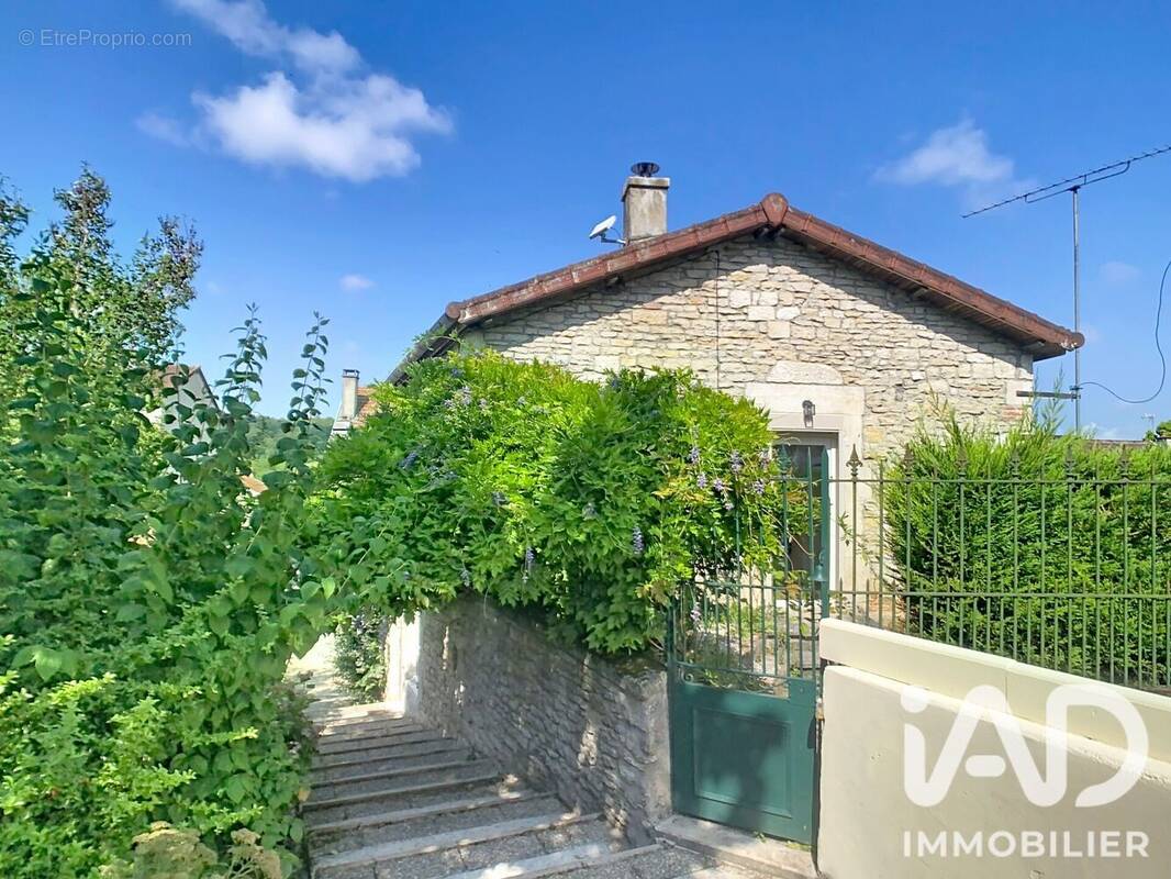 Photo 1 - Maison à CHAUMONT