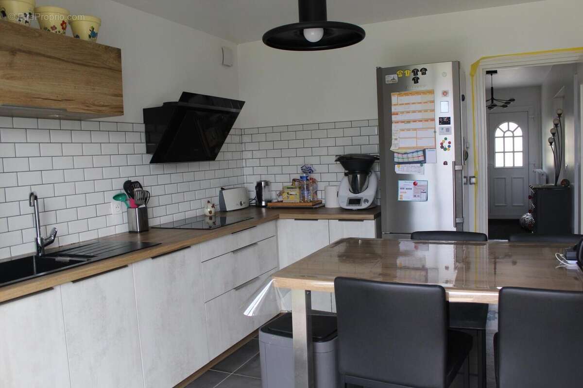 Maison 188 m² à Cormontreuil  - photo 4