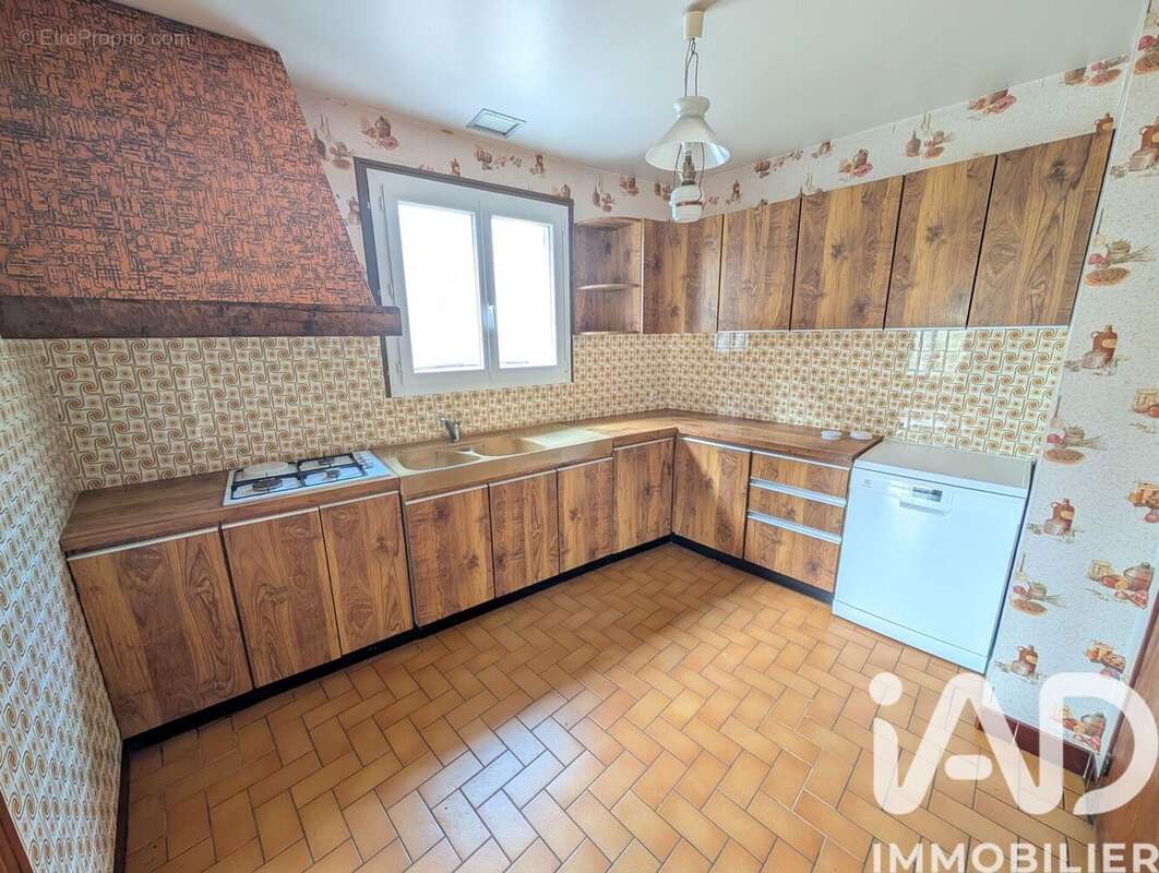 Photo 4 - Appartement à LUSSAC-LES-CHATEAUX