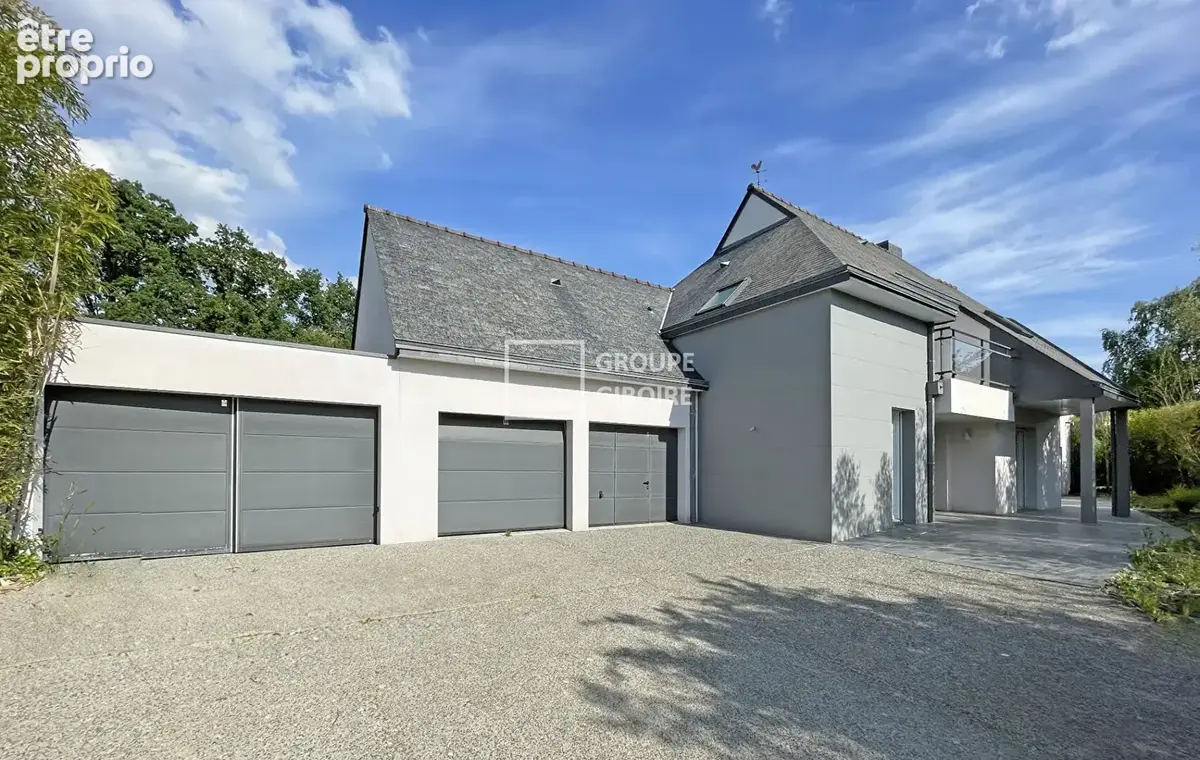 A VENDRE - Agence Giboire - Exclusivité  - Maison Saint Grégoire 264 m2 - photo 7