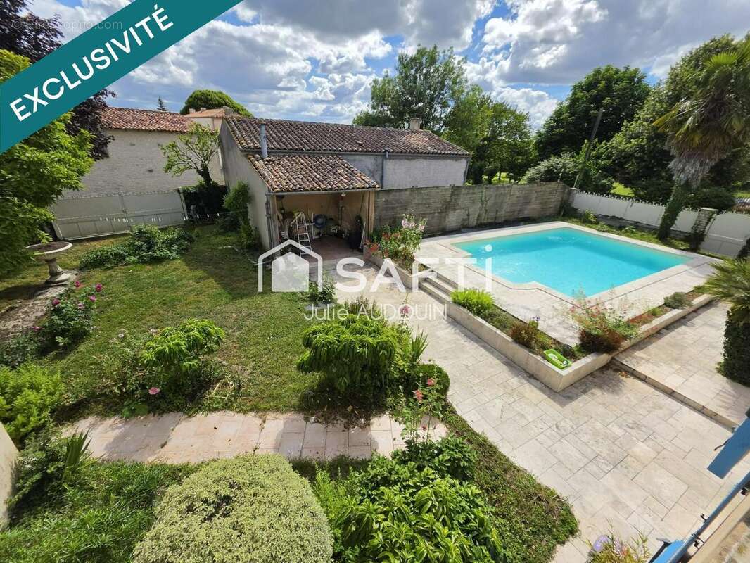 Photo 2 - Maison à LE SEURE