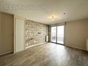 Appartement à SAINTE-GENEVIEVE-DES-BOIS