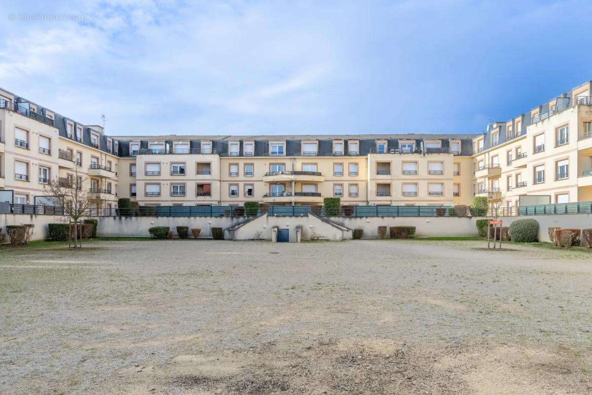 Appartement à PERSAN