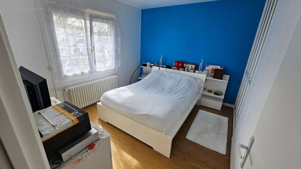 Maison à HOUDAN