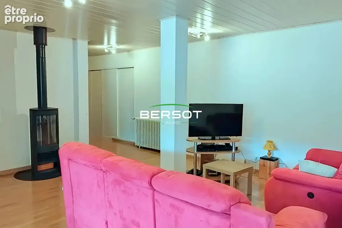 RARE : Appartement T5 de 126 m² à Jougne - photo 4