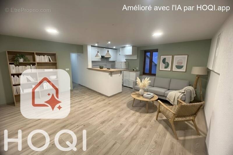 Appartement à PERON