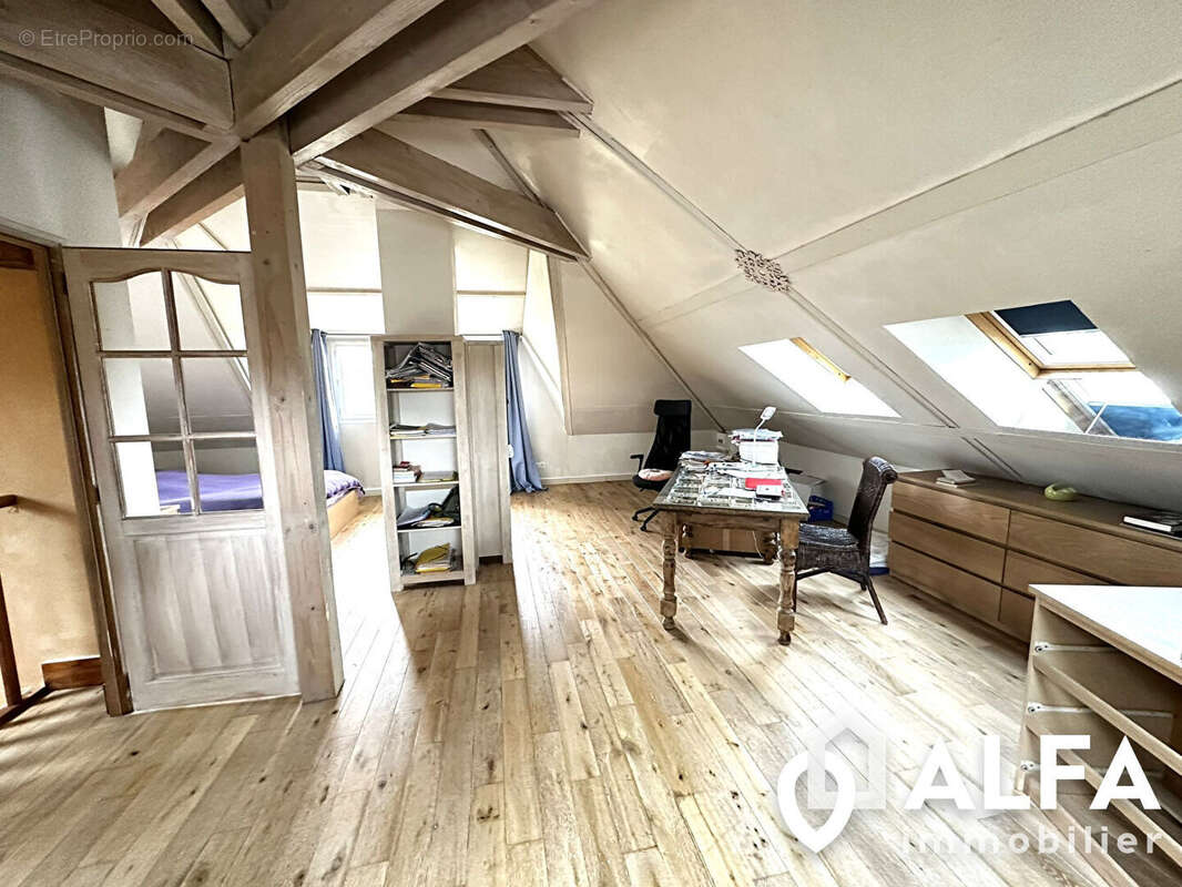 Maison à SAINT-GRATIEN