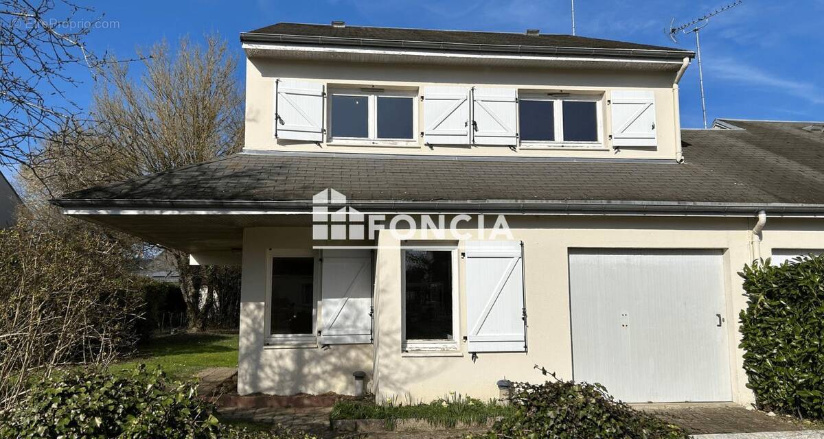 Maison à DAMPIERRE-EN-BURLY