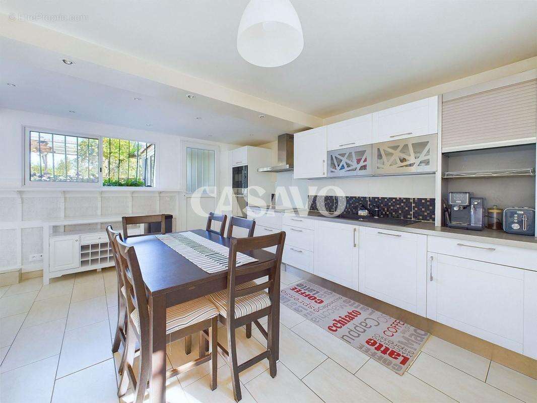 Maison à GOURNAY-SUR-MARNE