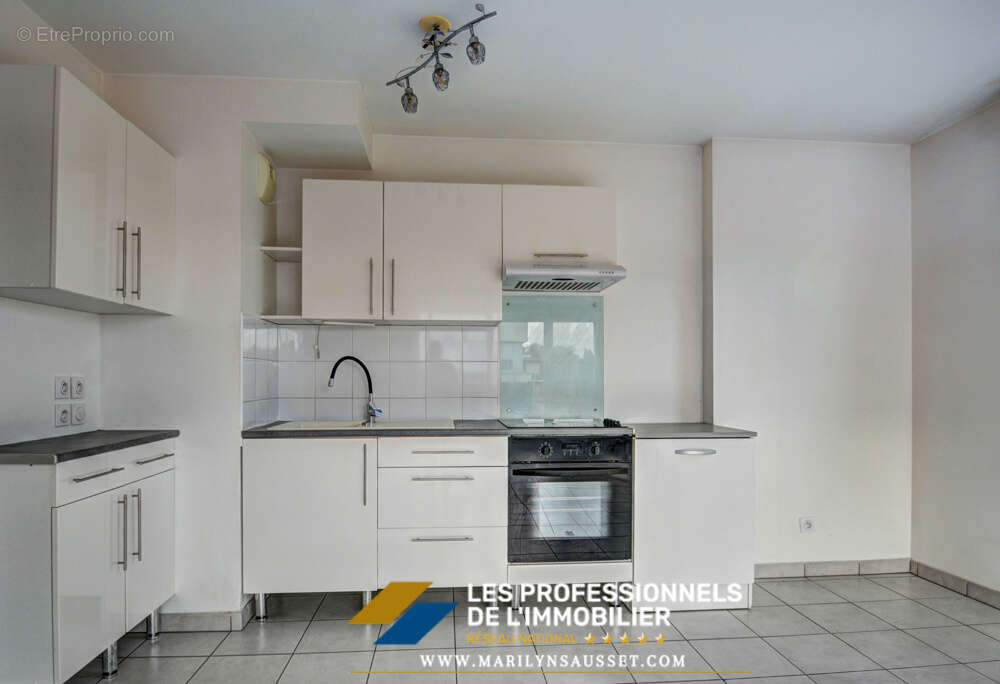 Appartement à MEYZIEU