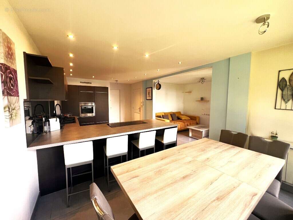 Appartement à MEYTHET