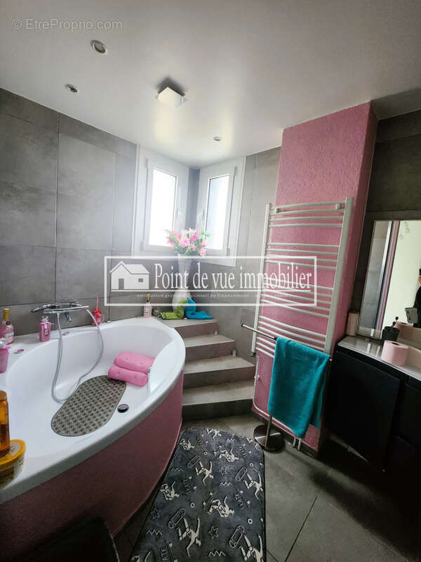 Maison à SAVIGNY-SUR-ORGE