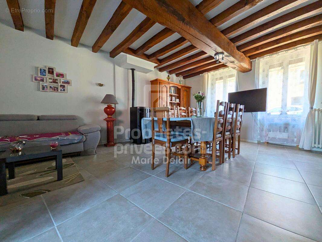 Maison à POUILLY-SUR-LOIRE