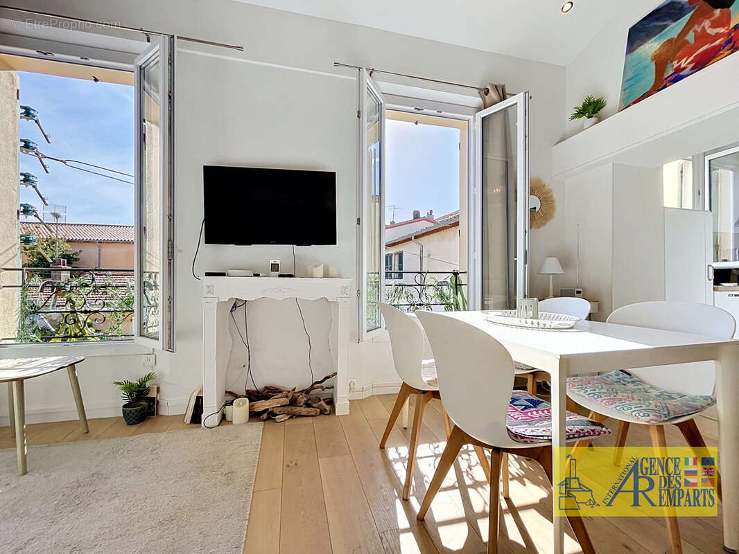 Duplex de charme au cœur du Vieil Antibes - photo 3