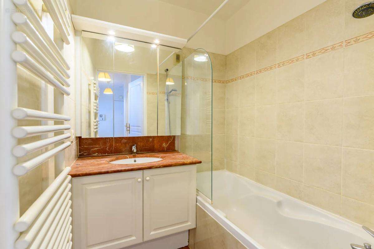 Appartement à NOGENT-SUR-MARNE