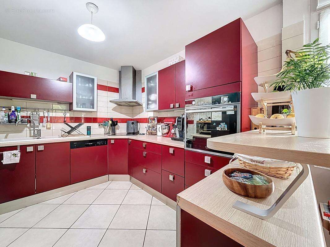 Appartement à MONTIGNY-LE-BRETONNEUX