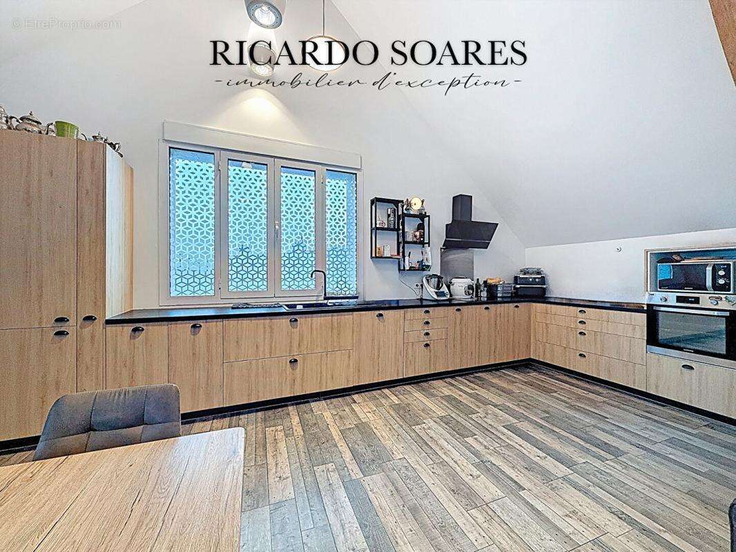 Appartement à ESTREES-SAINT-DENIS