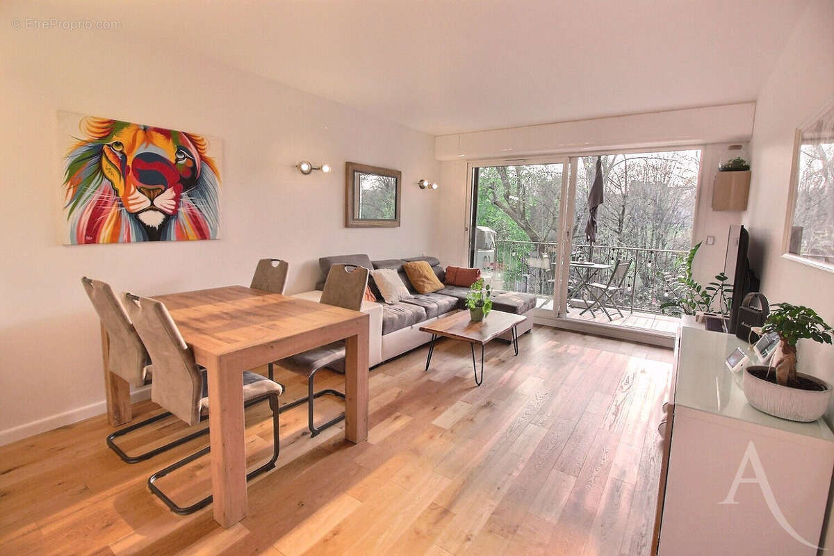 Appartement à THIAIS