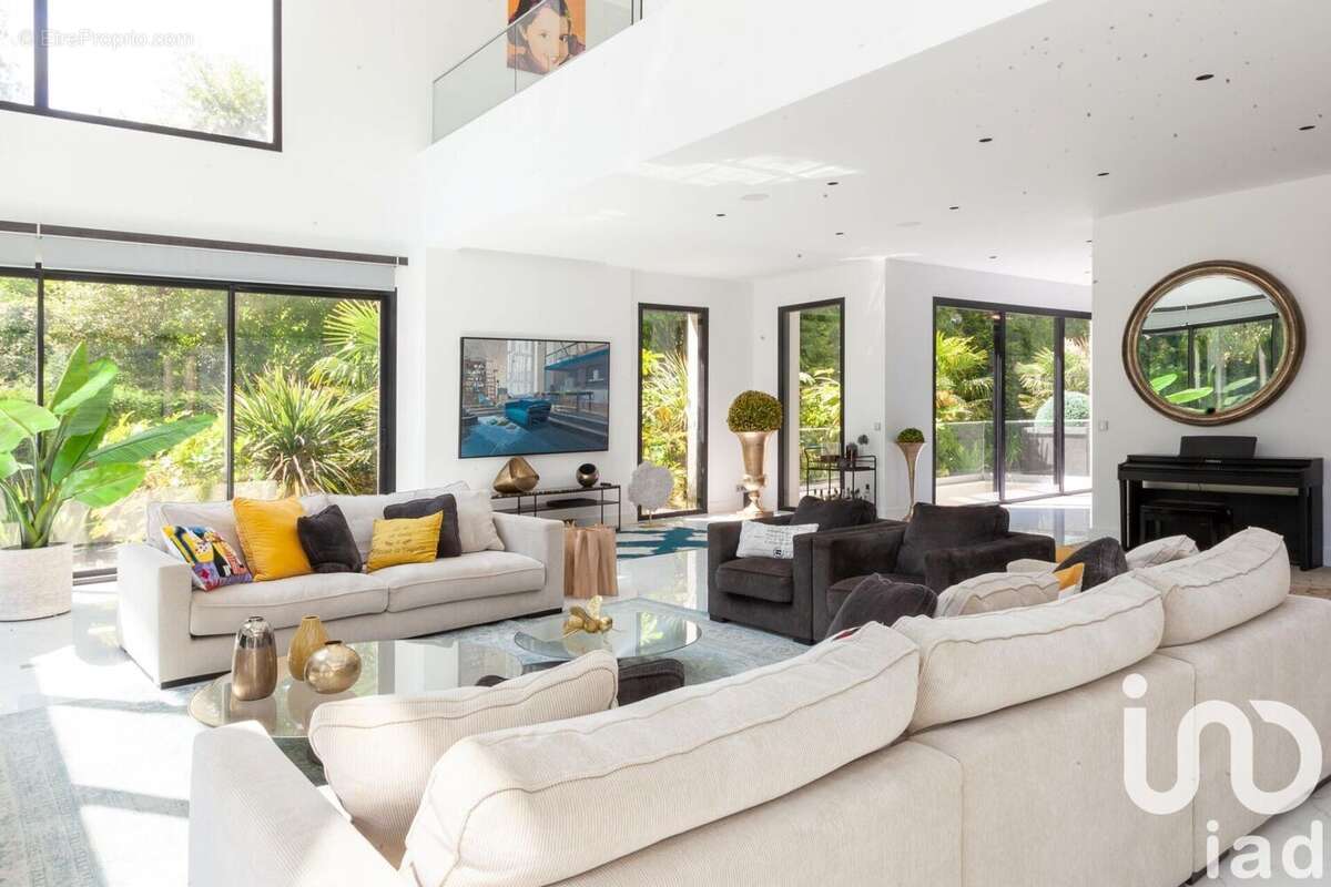 Photo 7 - Maison à MARNES-LA-COQUETTE