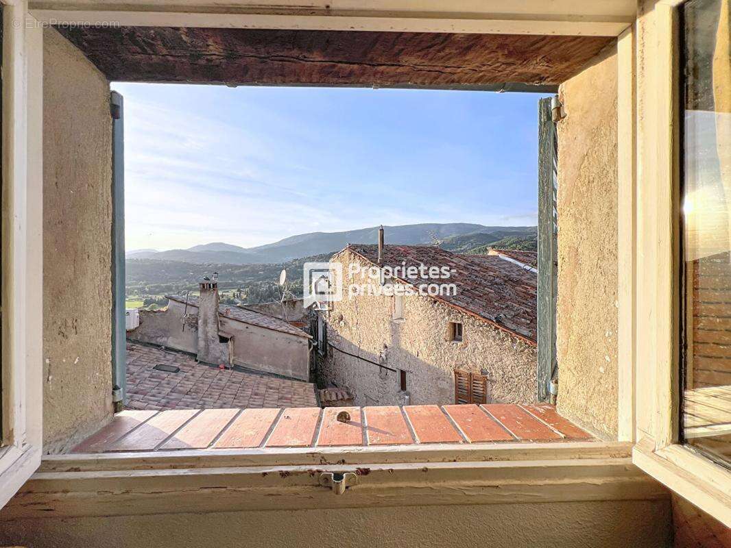 Appartement à FAYENCE