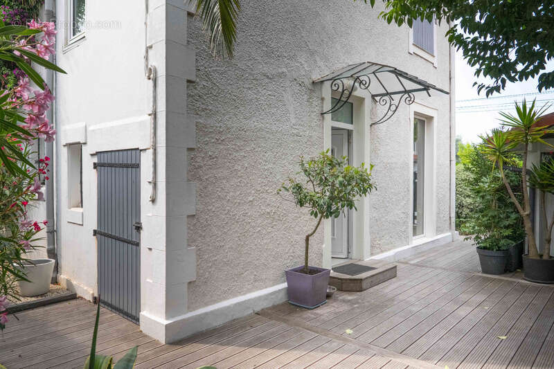 Maison de caractère des années 1930 – Élégance et art de vivre à Saint-Léon, Bayonne - photo 13